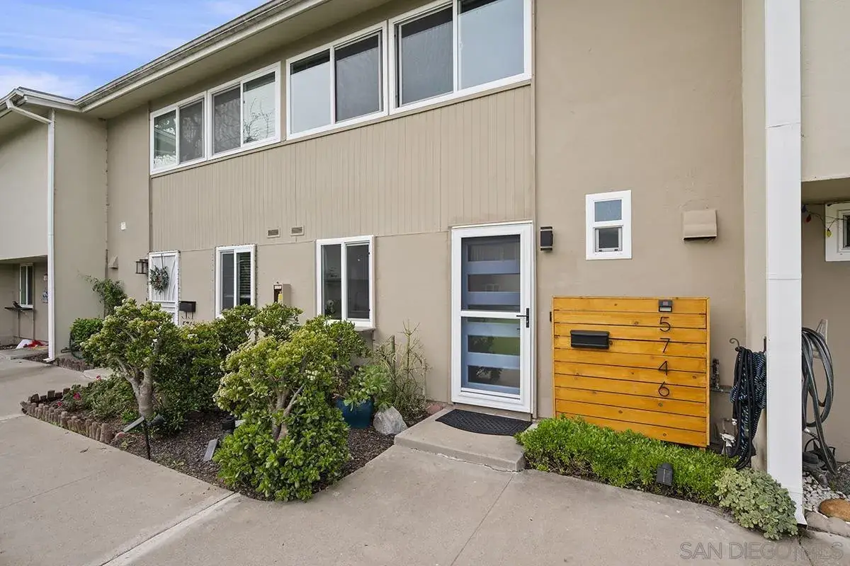 5746 Ferber Street, San Diego, CA 92122 - Image #1