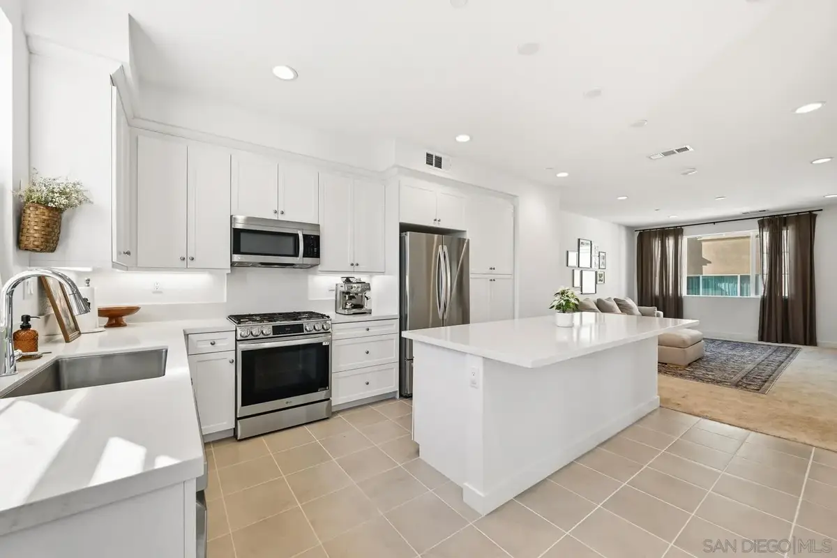 2217 Brix Gln, Escondido, CA 92025 - Image #1