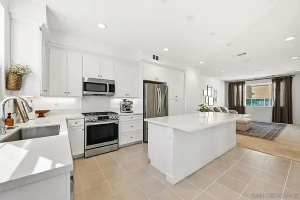 2217 Brix Gln, Escondido, CA 92025