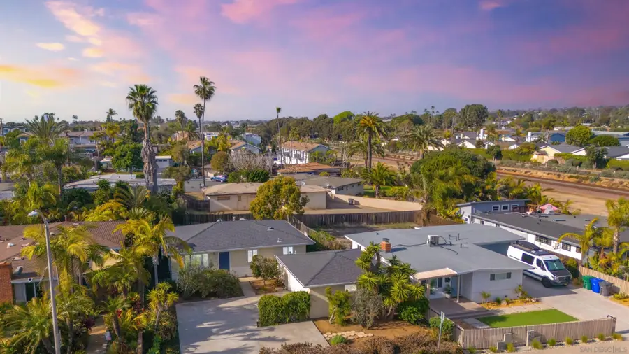 370 Tamarack Ave, Carlsbad, CA 92008 - Image #3