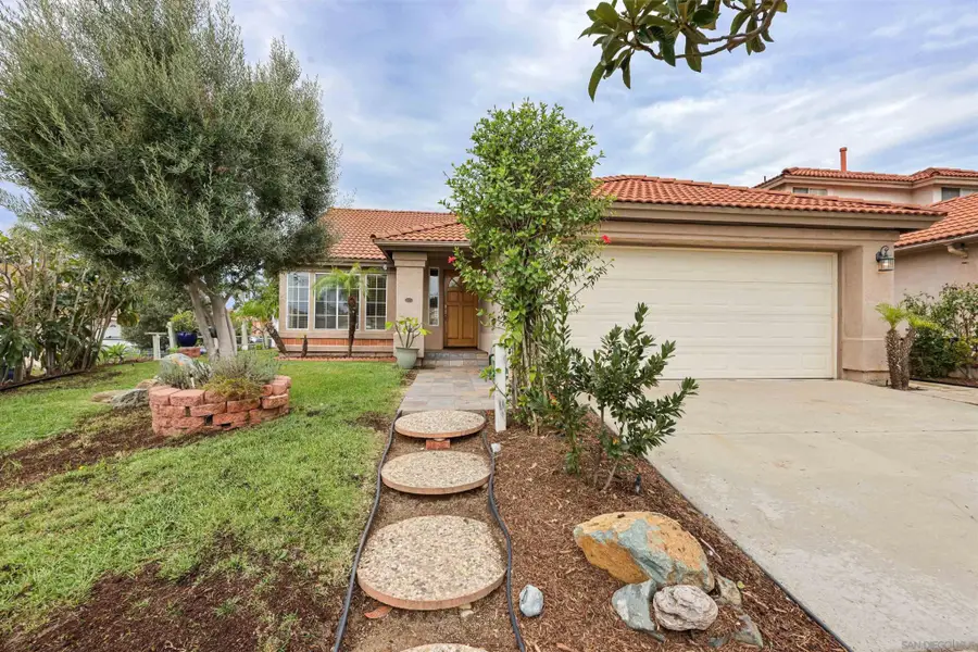 11806 Landbreeze Way, San Diego, CA 92126 - Image #2