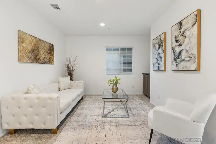 264 Camellia Way, Vista, CA 92083 - Image #3