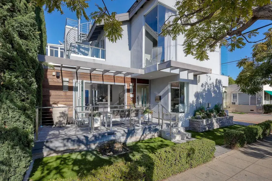 911 9th St, Coronado, CA 92118 - Image #2