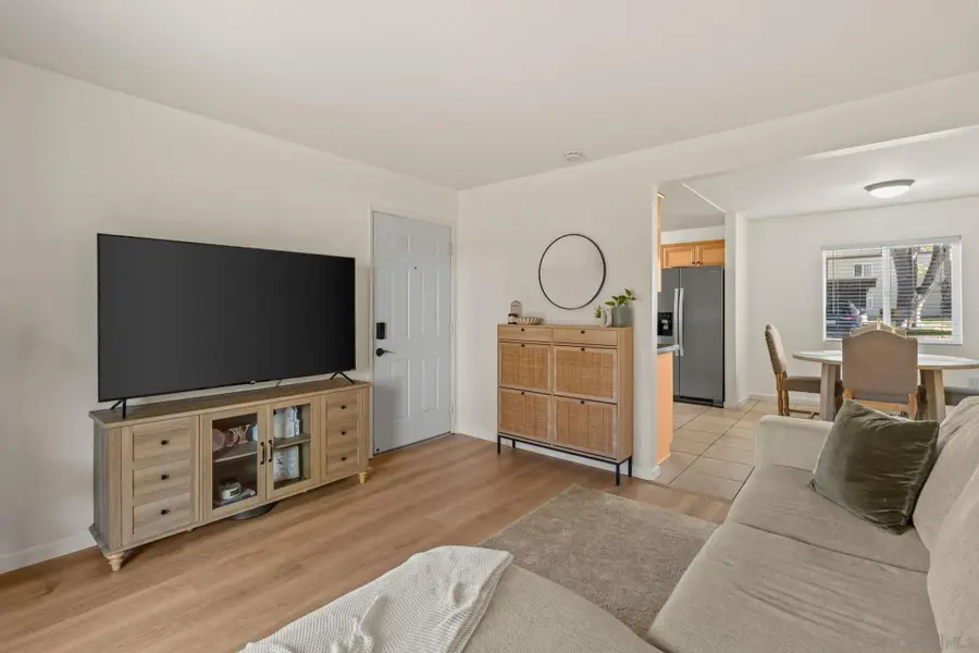 2528 White Oak Pl #3, Escondido, CA 92027 - #2