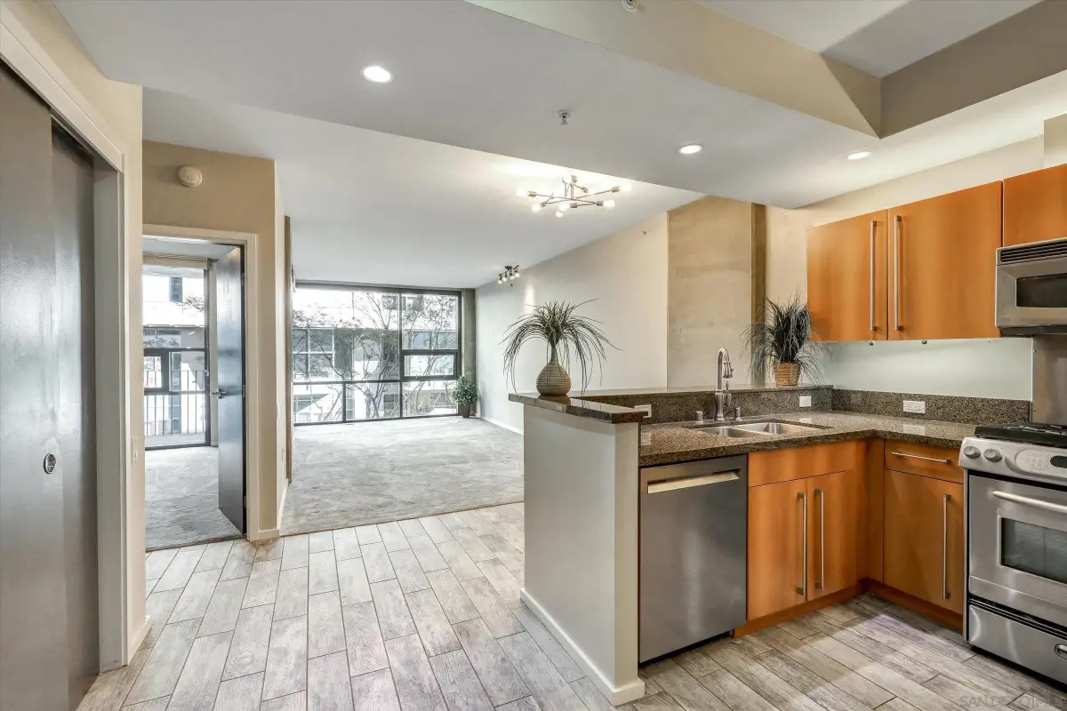 350 11th Ave #323, San Diego, CA 92101 - #1
