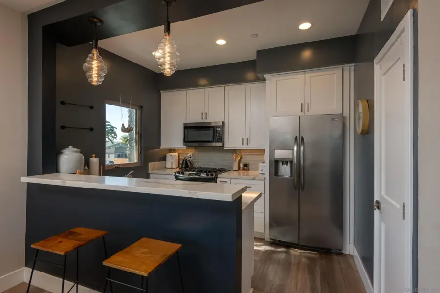 4410 Gresham St, San Diego, CA 92109 - Image #3