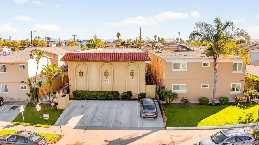 4585 Felton St, San Diego, CA 92116 - #2