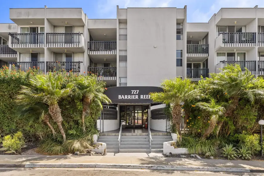 727 Sapphire St #301, San Diego, CA 92109 - #3