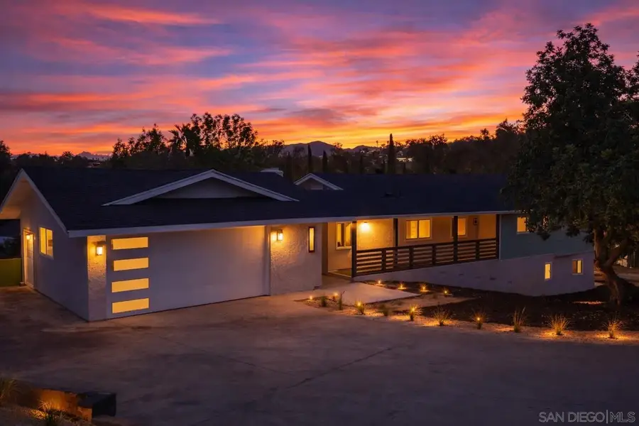 1602 Montgomery, Vista, CA 92084 - Image #2