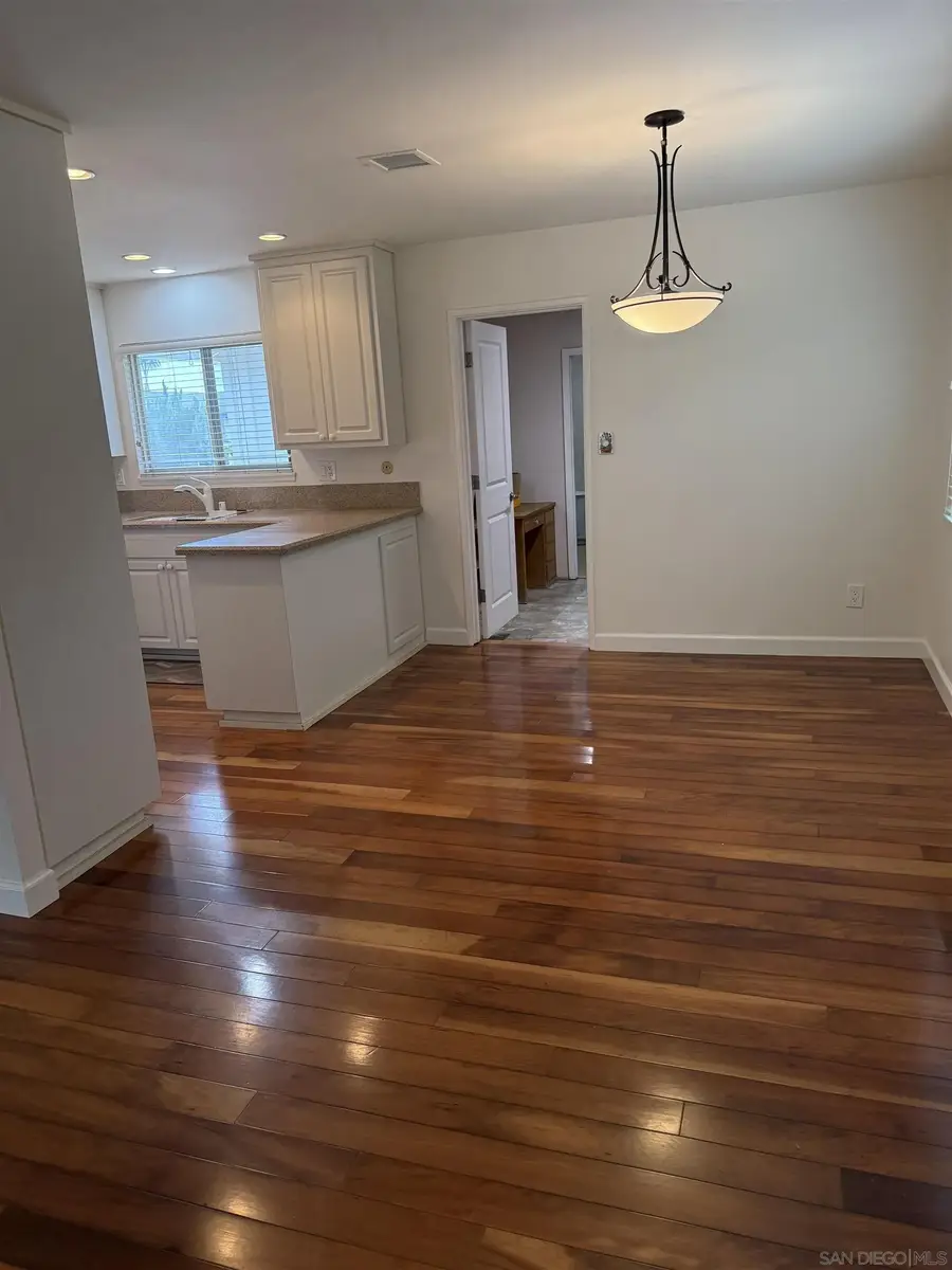 3755 Millikin Ave, San Diego, CA 92122 - Image #2