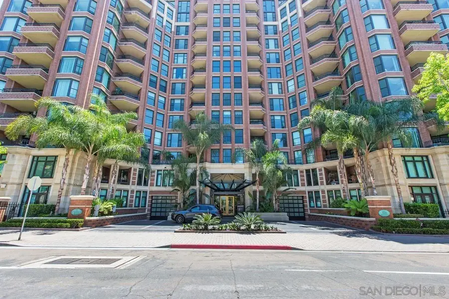 500 W Harbor Dr #107, San Diego, CA 92101 - #2