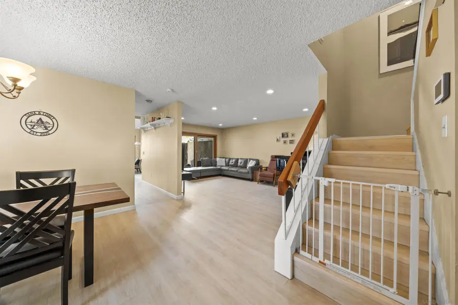 2396 Donnington Way, San Diego, CA 92139 - #3