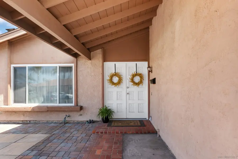 11343 Avenida Del Gato, San Diego, CA 92126 - Image #2