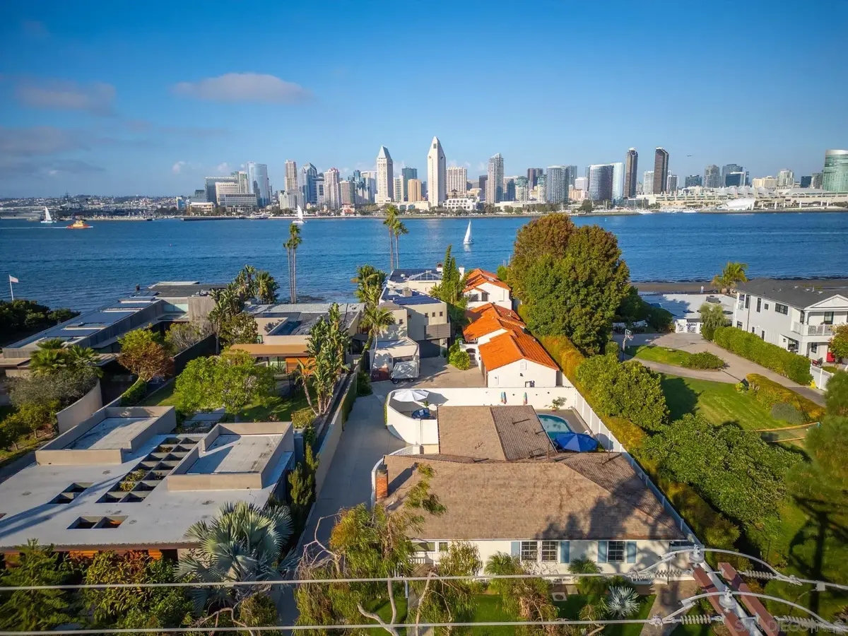 909 1st St, Coronado, CA 92118 - #1