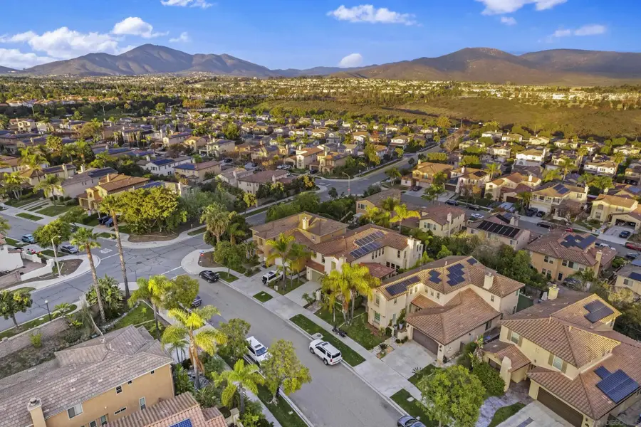 1611 Hikers Trail Dr, Chula Vista, CA 91915 - #2