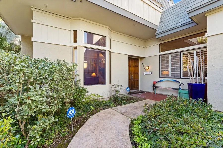 7962 Caminito Del Cid, La Jolla, CA 92037 - Image #2