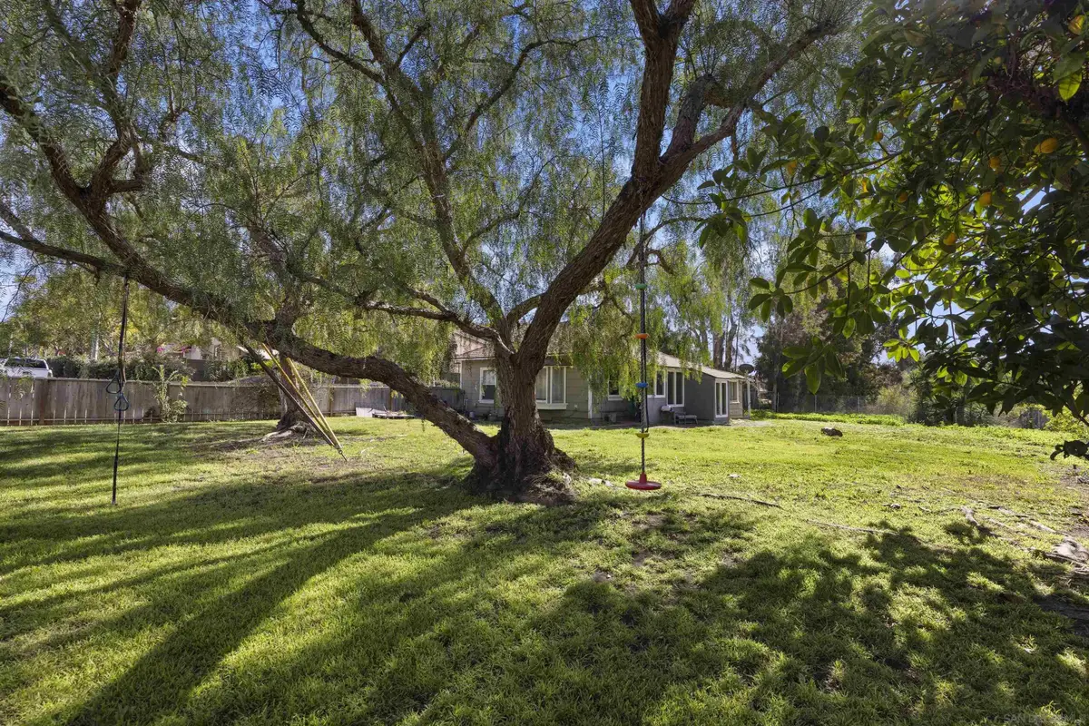 803 & 803 1/2 Taylor Street, Vista, CA 92084 - #1