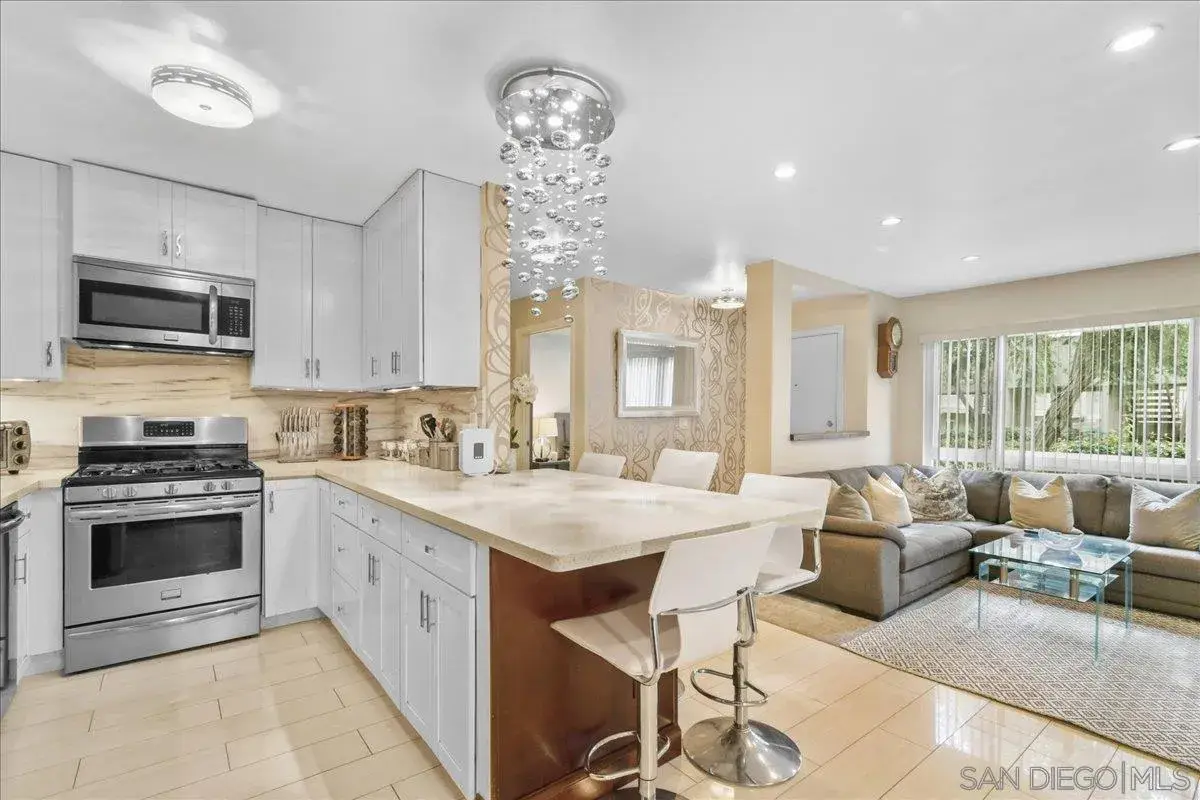 13754 Mango Drive #123, Del Mar, CA 92014 - Image #1