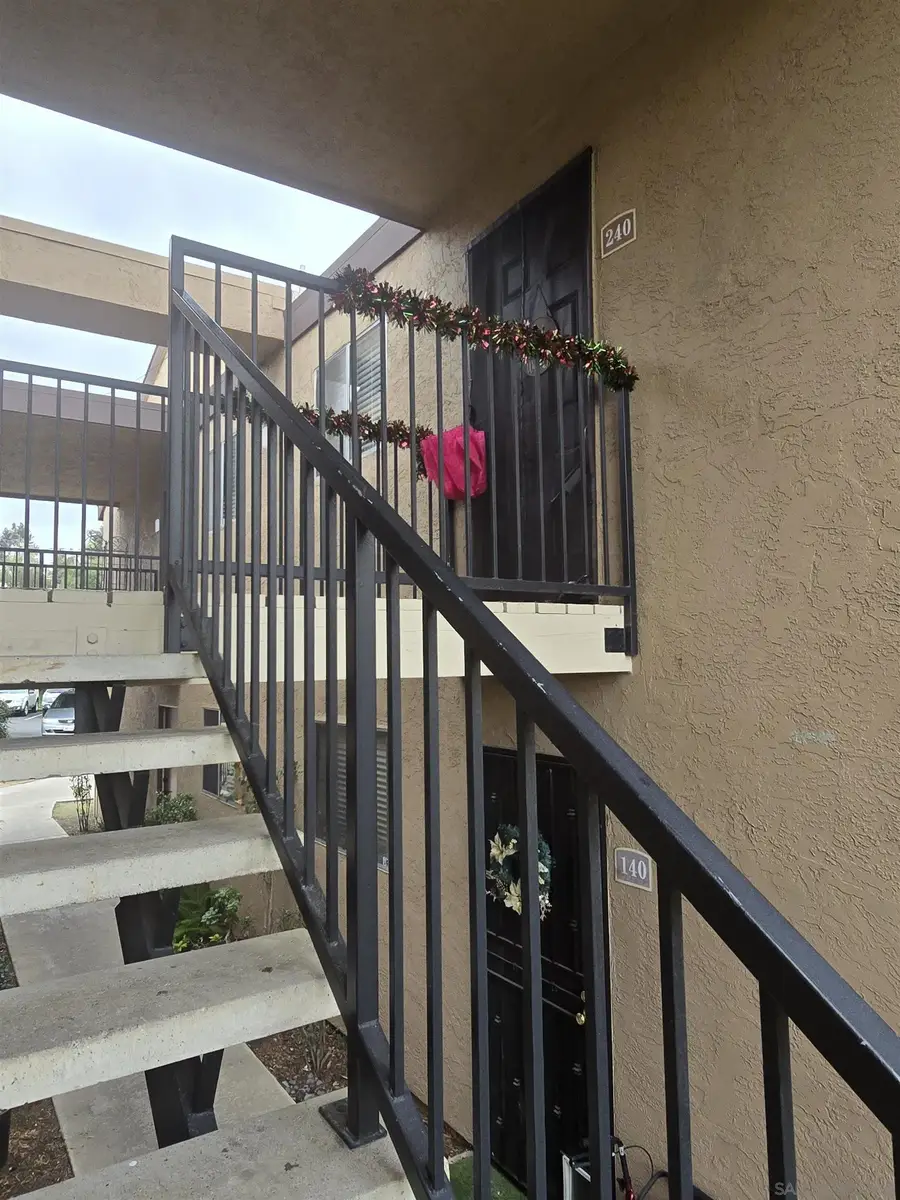 1050 Rock Springs Rd #240, Escondido, CA 92026 - Image #2