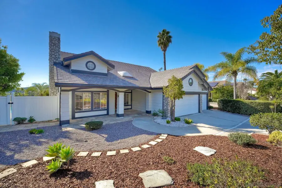 2785 Canyon Oak Pl, Escondido, CA 92029 - Image #2