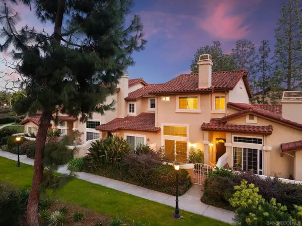 4040 Porte De Palmas #31, San Diego, CA 92122