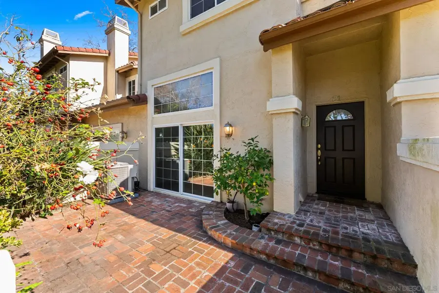 4040 Porte De Palmas #31, San Diego, CA 92122 - Image #3