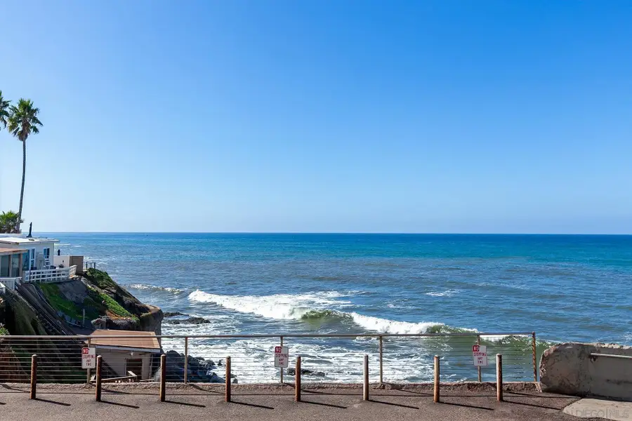 4878 Pescadero Ave #103, San Diego, CA 92107 - Image #2