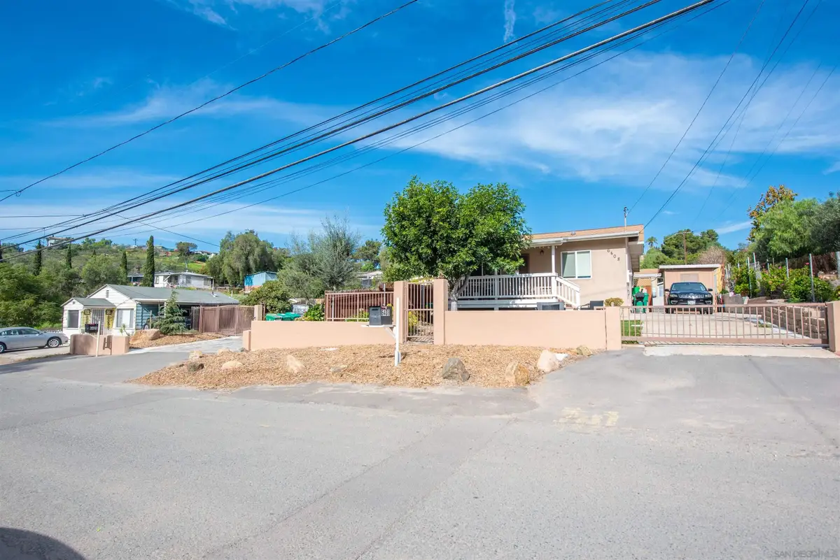 6406-08 N Radio Dr, San Diego, CA 92114 - Image #1