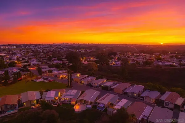 2750 Wheatstone #110, San Diego, CA 92111