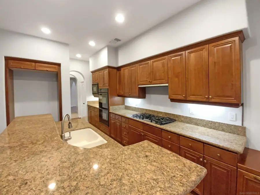 6263 Paseo Callado, Carlsbad, CA 92009 - #2