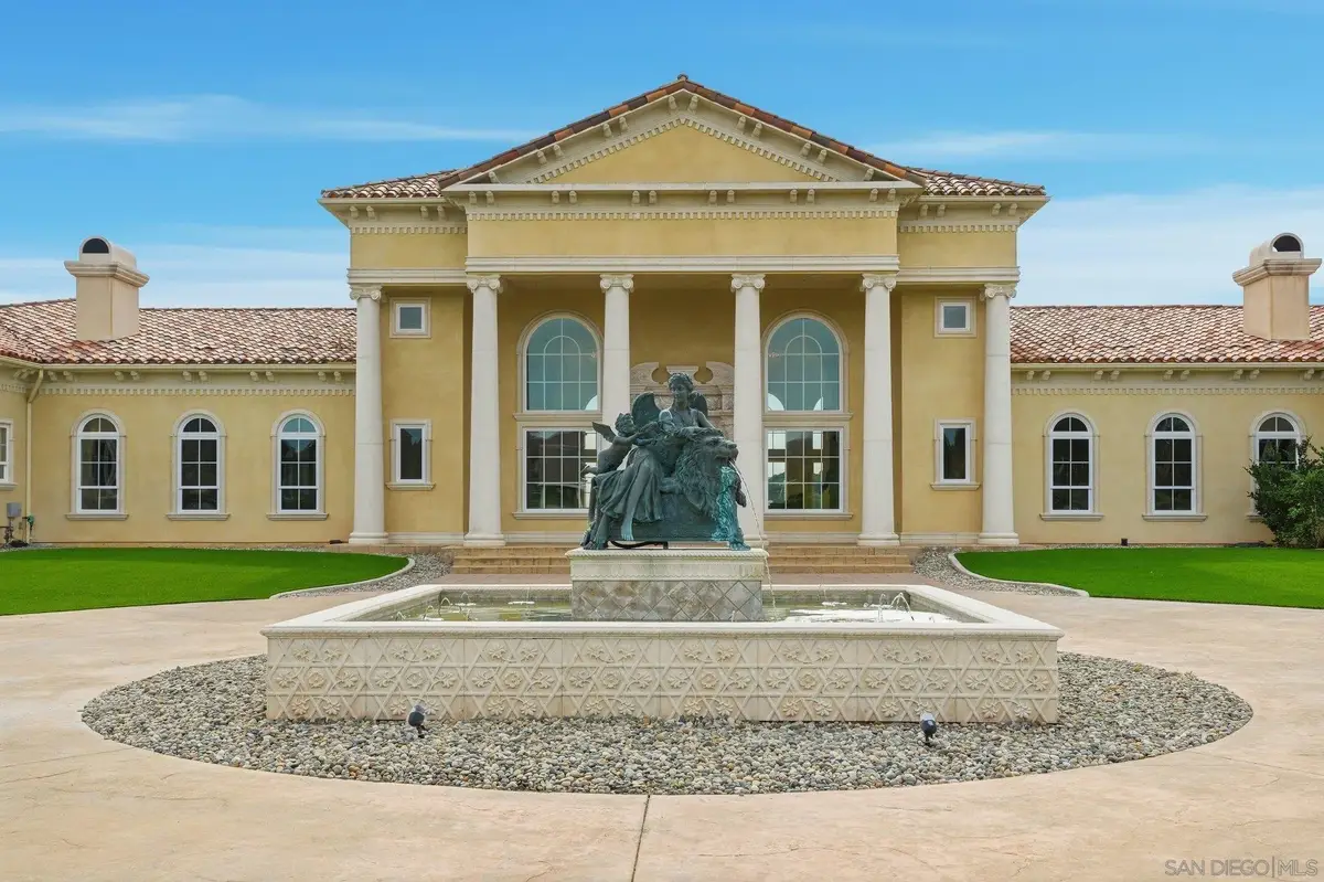 19319 Calle Juanito, Murrieta, CA 92562 - Image #1