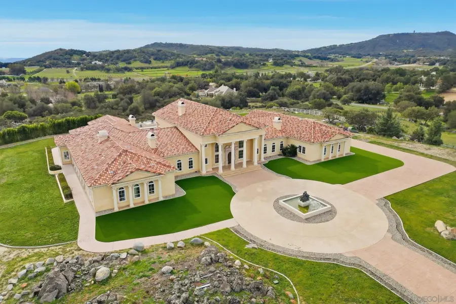 19319 Calle Juanito, Murrieta, CA 92562 - Image #2