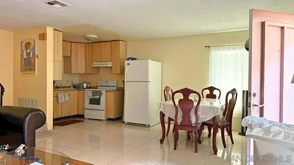 6862 Parkside Ave, San Diego, CA 92139 - Image #1