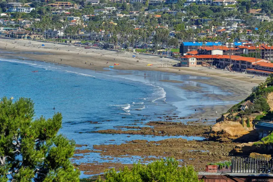 7825 Prospect Pl, La Jolla, CA 92037 - Image #3