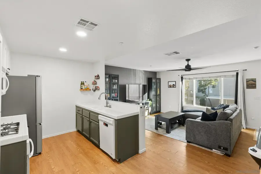 9728 Marilla Dr #805, Lakeside, CA 92040 - Image #3