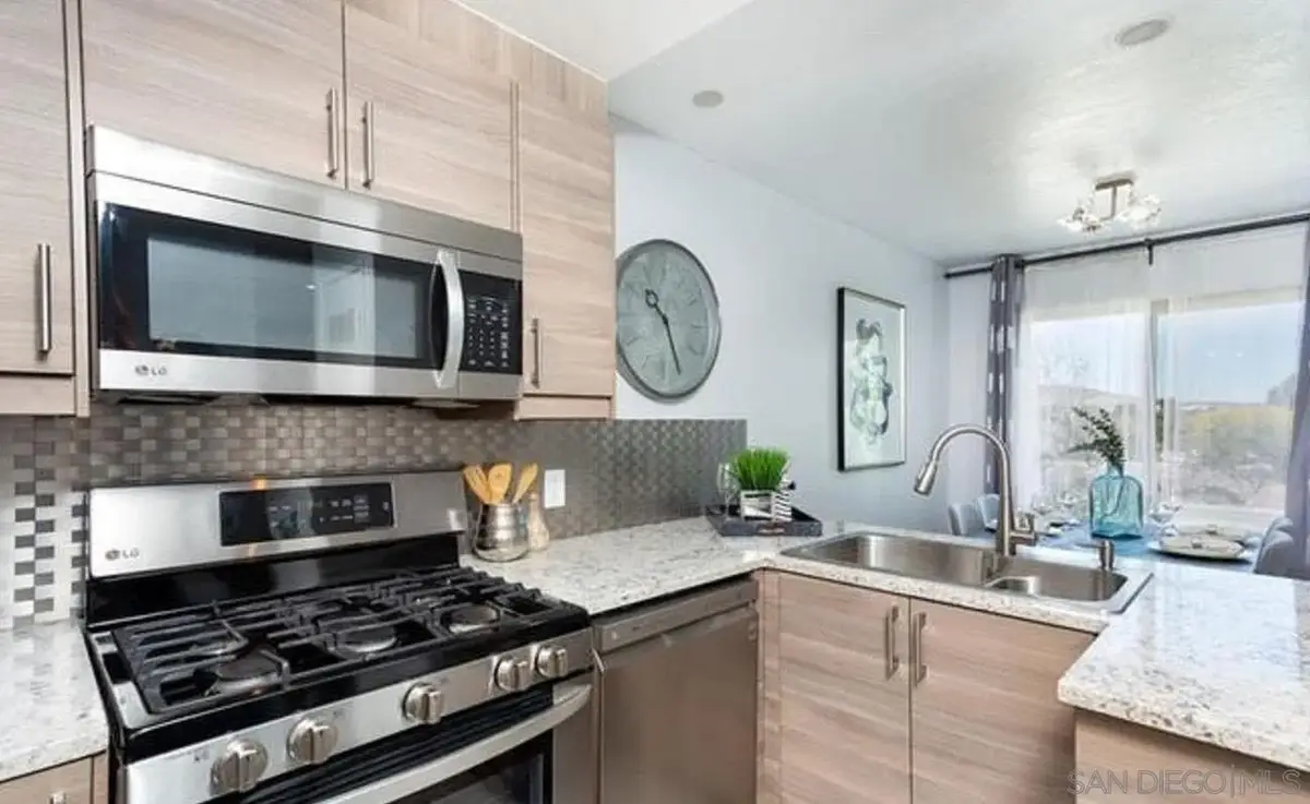 8605 Arminda Cir #6, Santee, CA 92071 - Image #1