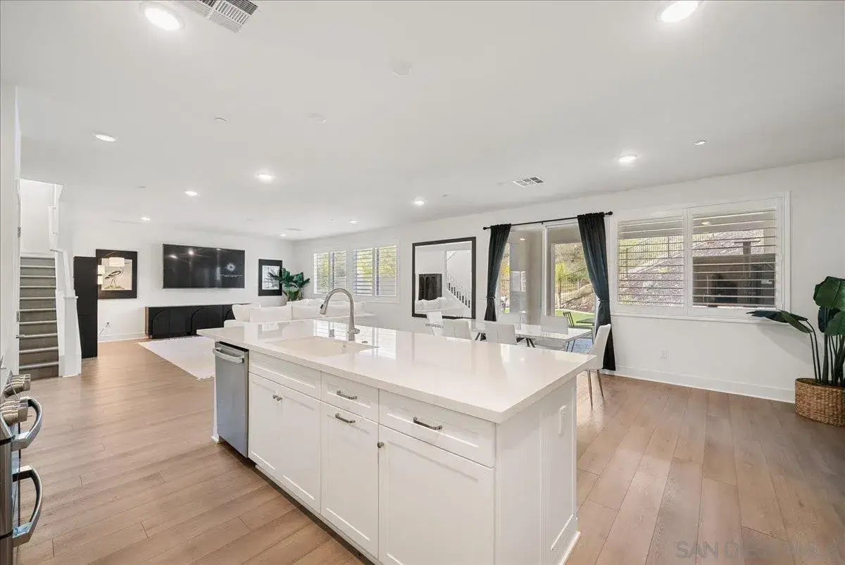 35562 Orchard Trl, Fallbrook, CA 92028 - #1