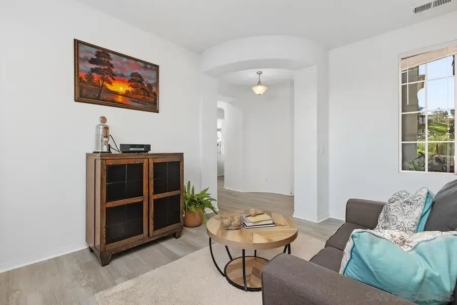 475 Taylor Dr, Oceanside, CA 92056 - #3