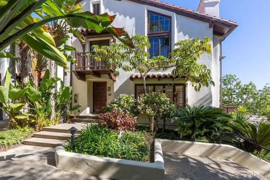 8662 Villa La Jolla Dr #1, La Jolla, CA 92037 - Image #2