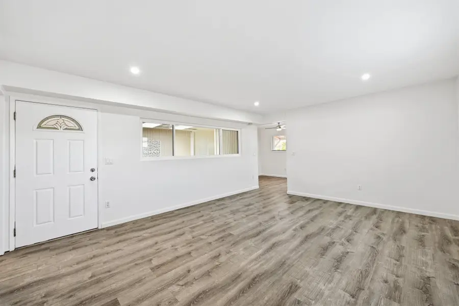 5253 Lewison Pl, San Diego, CA 92120 - Image #3