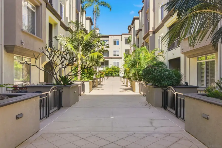 9253 Regents Rd #A206, La Jolla, CA 92037 - #3