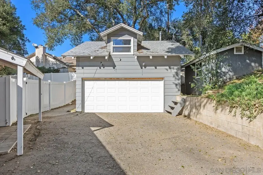 820 Cookie Lane, Fallbrook, CA 92028 - Image #2