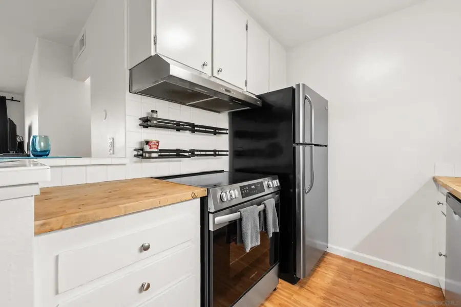 6202 Friars Rd #215, San Diego, CA 92108 - #3