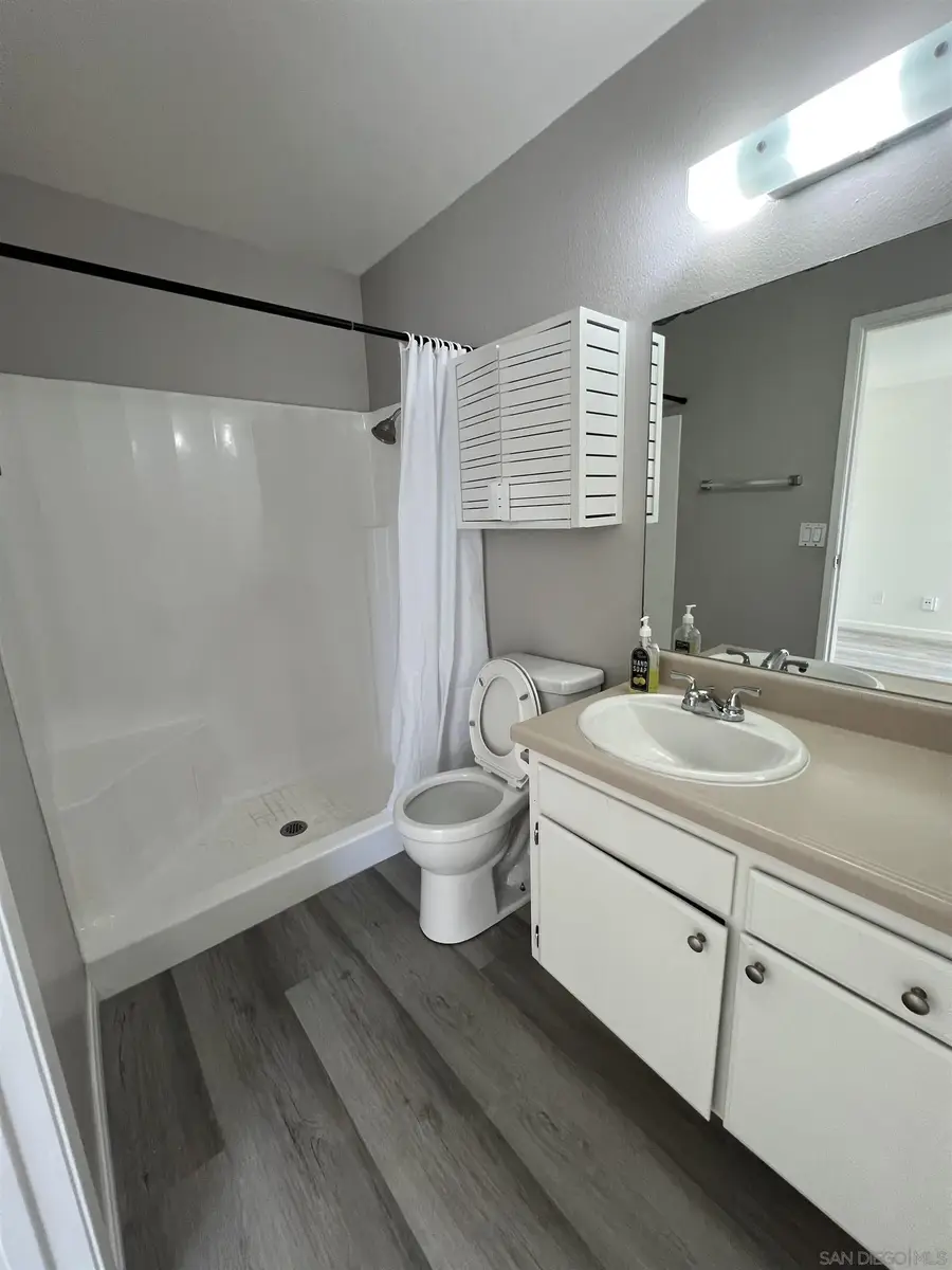 521 Sandalwood Pl #8, Escondido, CA 92027 - #3