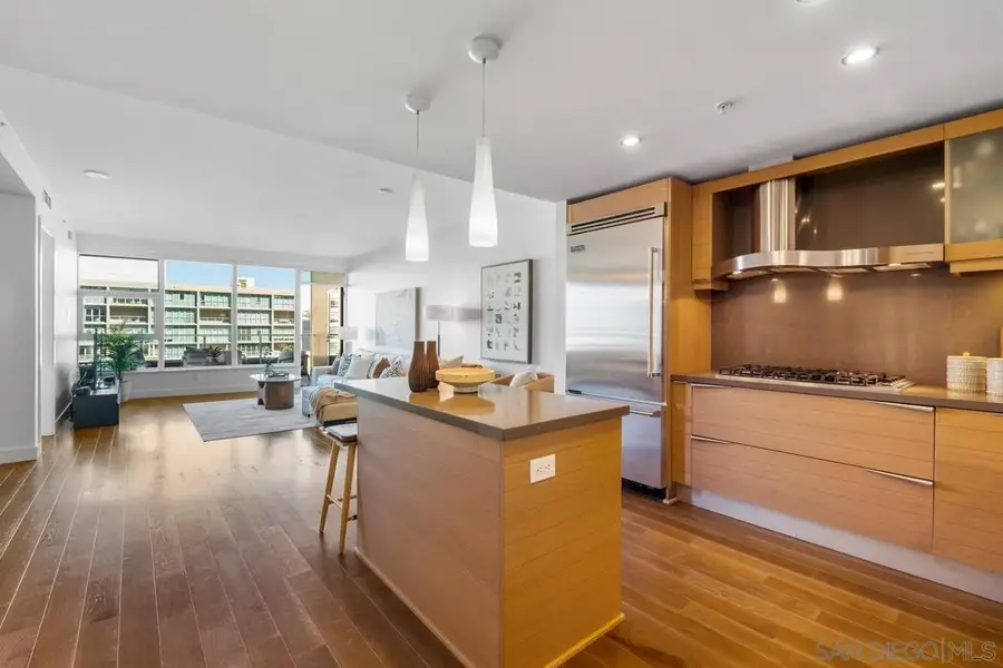 1325 Pacific Hwy #706, San Diego, CA 92101 - #3