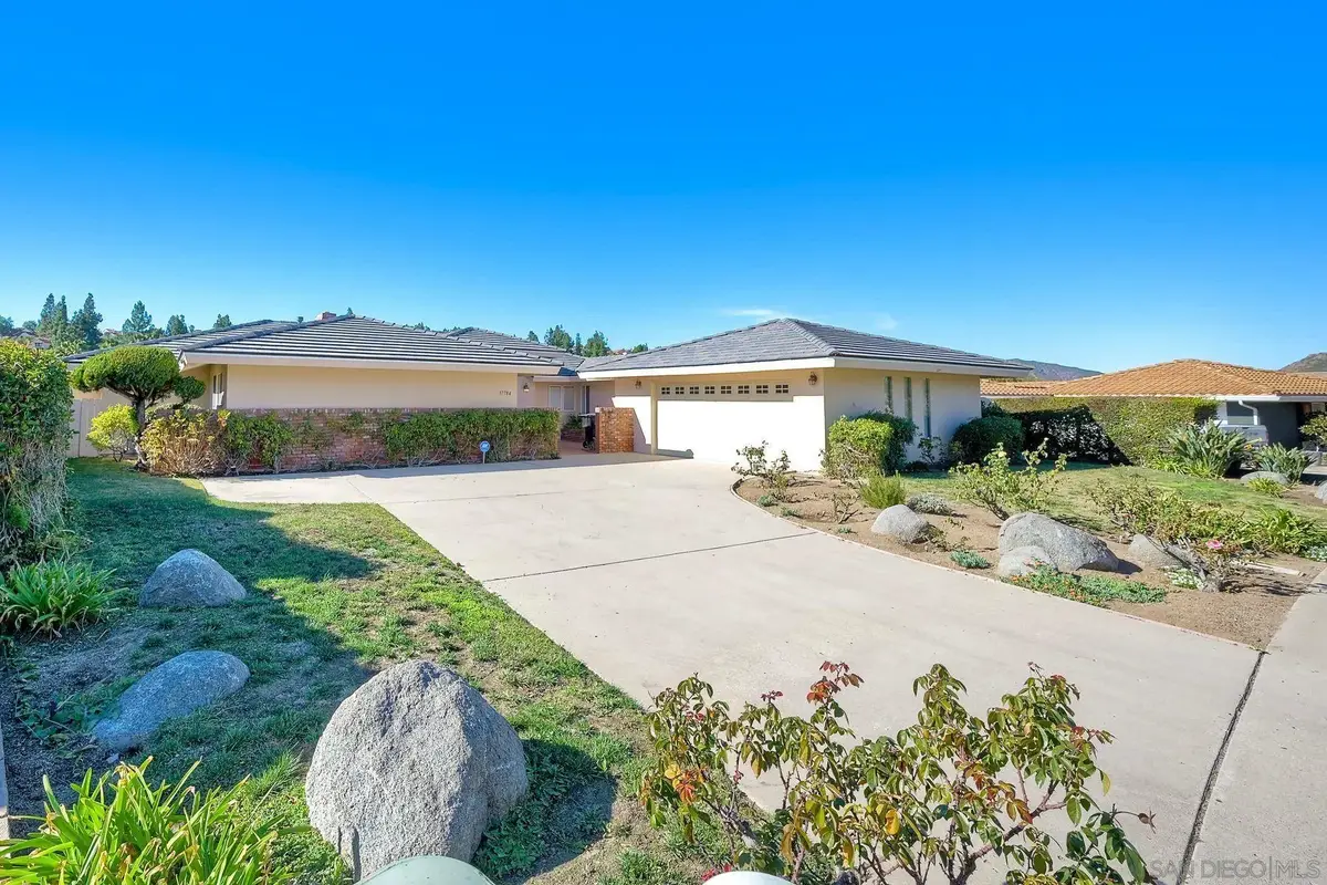 17784 Via Graacia, San Diego, CA 92128 - #1