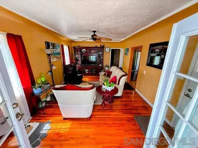 3430 Monroe Ave, San Diego, CA 92116 - #3