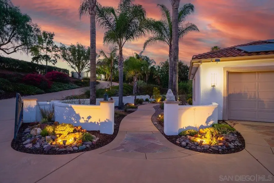 2860 Via Rancheros Way, Fallbrook, CA 92028 - #3