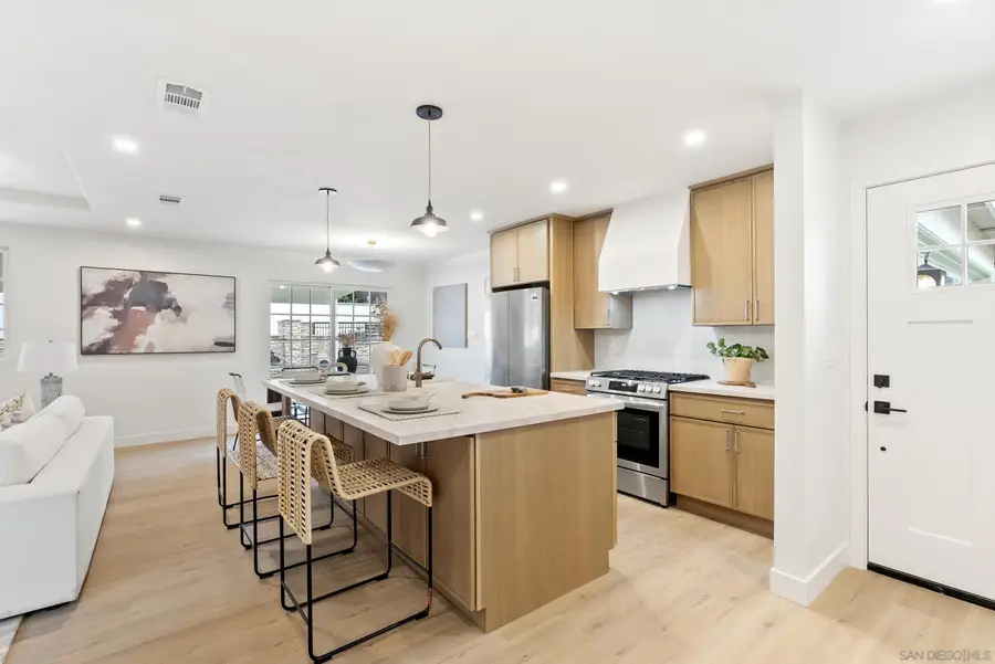 4216 Posey Pl, San Diego, CA 92105 - #3