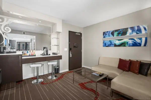 207 5th Avenue #739, San Diego, CA 92101